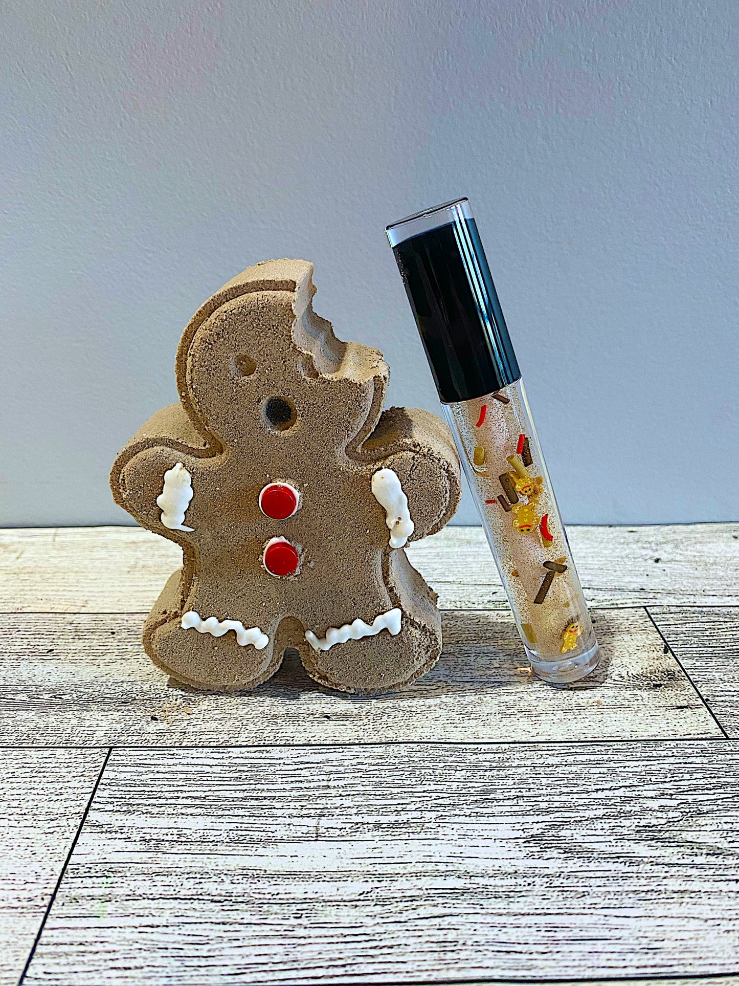 Gingerbread Man Bath Bomb