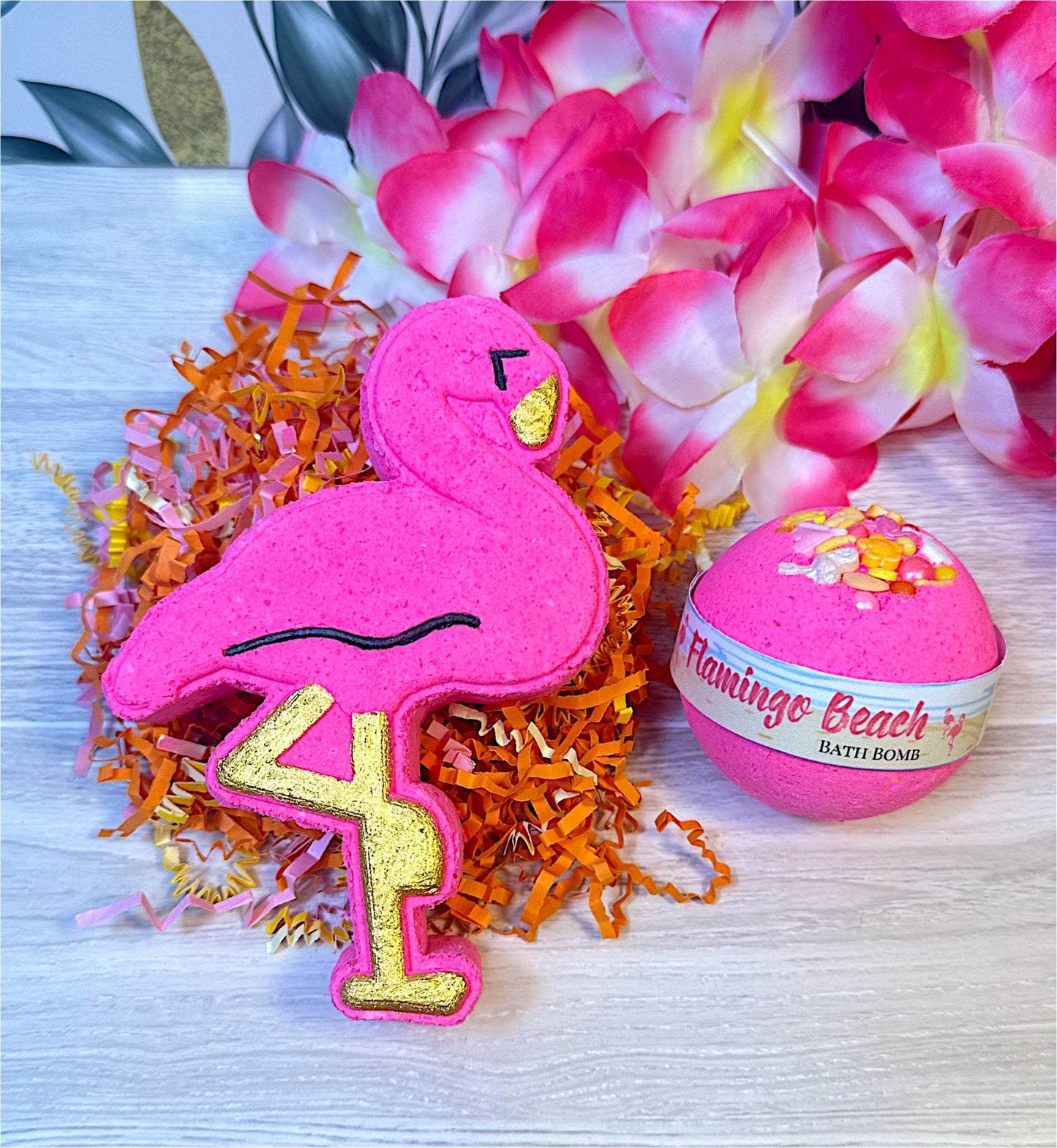 Pink Flamingo Beach Round Bath Bomb
