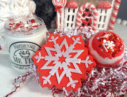 Peppermint Snowflake Shaped Bath Bomb